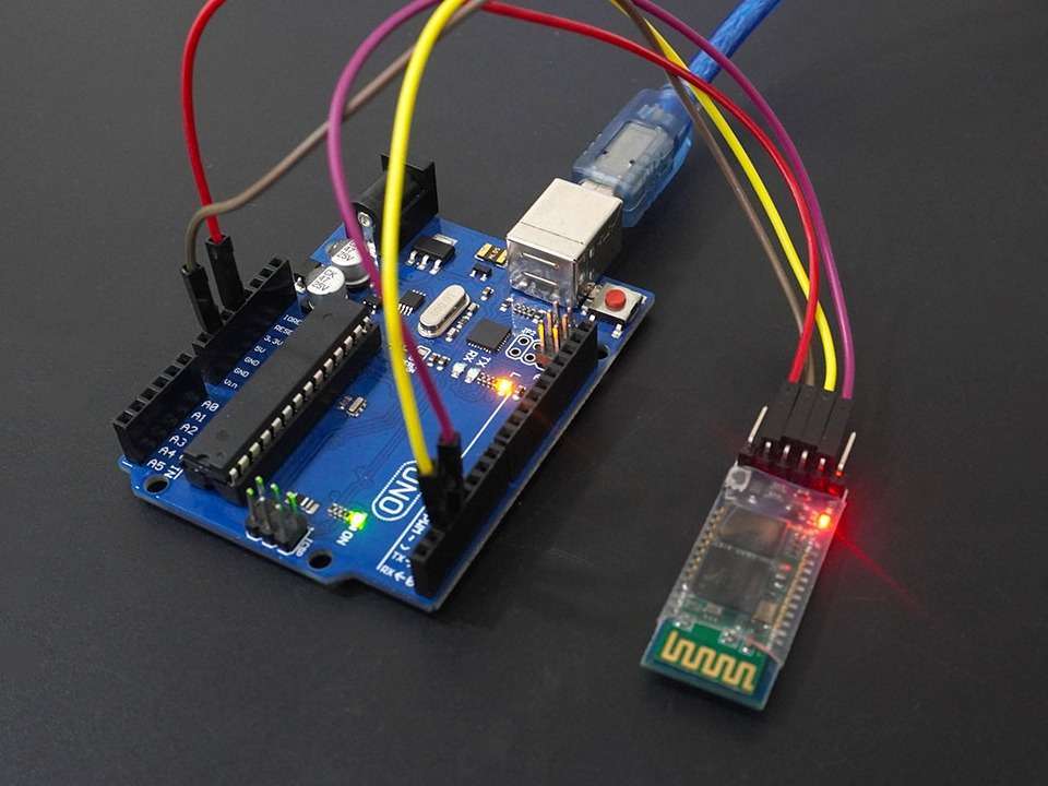 HC-05-Bluetooth-Module-Interfacing-with-Arduino-UNO.jpg